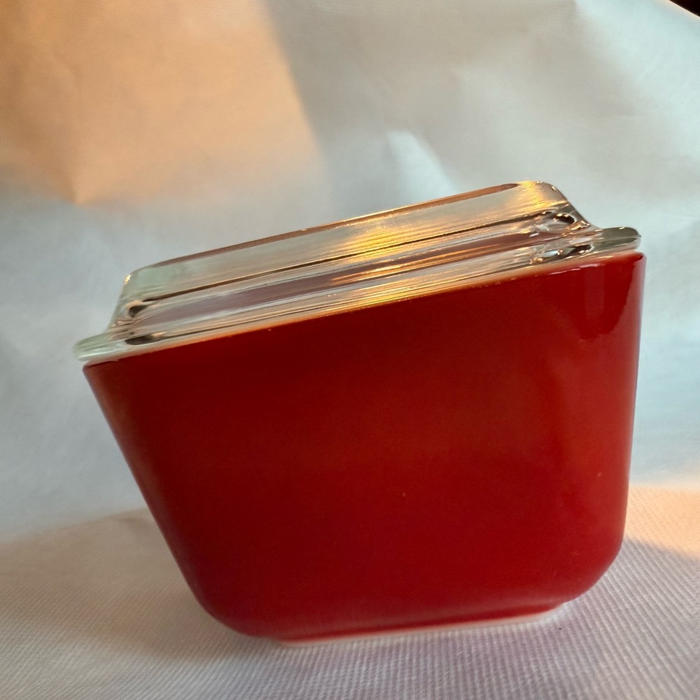 Vintage Pyrex 501 Red Refrigerator Dish